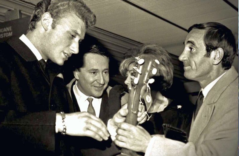 Charles Aznavour et Johnny Hallyday