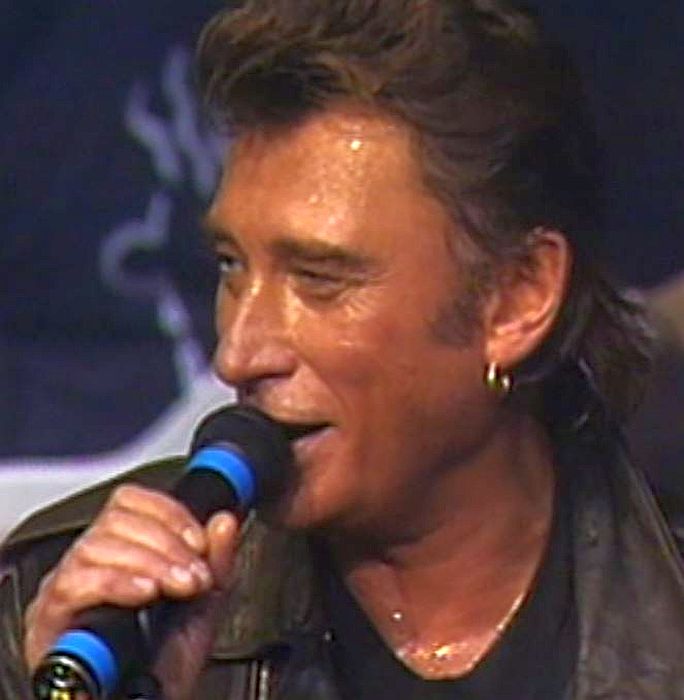 Johnny chante pour les "enfoirés"