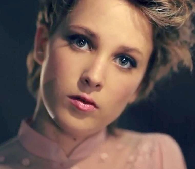 Emma Louise
