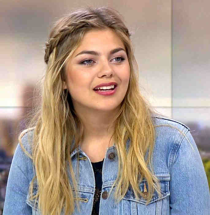 Louane Emera 2015