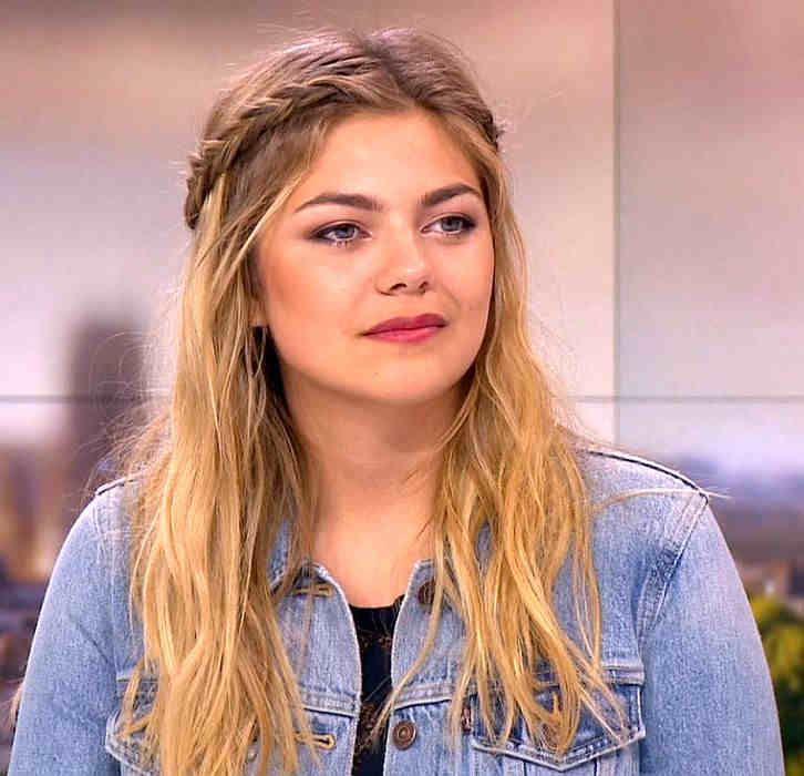 Louane Emera 2015