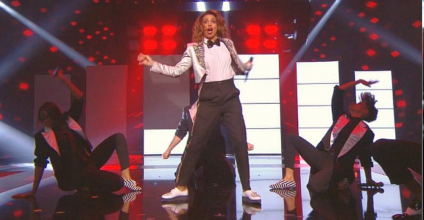 Tla interprète Michael Jackson aux NRJ awards 2014